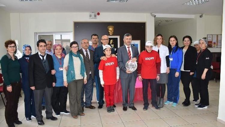 Ziçev Rehabilitasyon Merkezi Birinci Yılını Kutladı