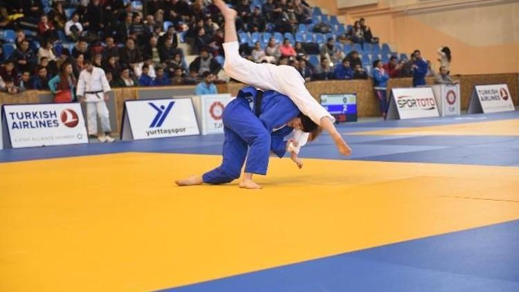 Türkiye Judo Şampiyonası Başladı