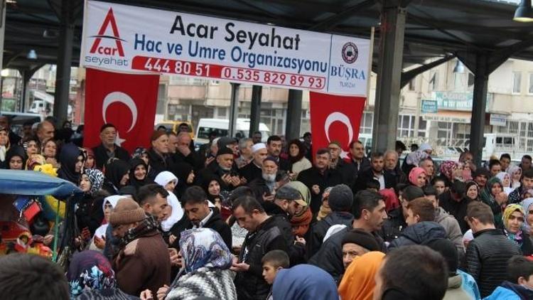 Başkan Akdoğan, Umre Yolcularını Kutsal Topraklara Uğurladı