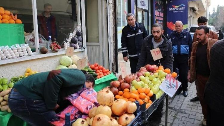 Haliliye Belediyesi Zabıta Ekiplerinden Kaldırım İşgali Denetimi