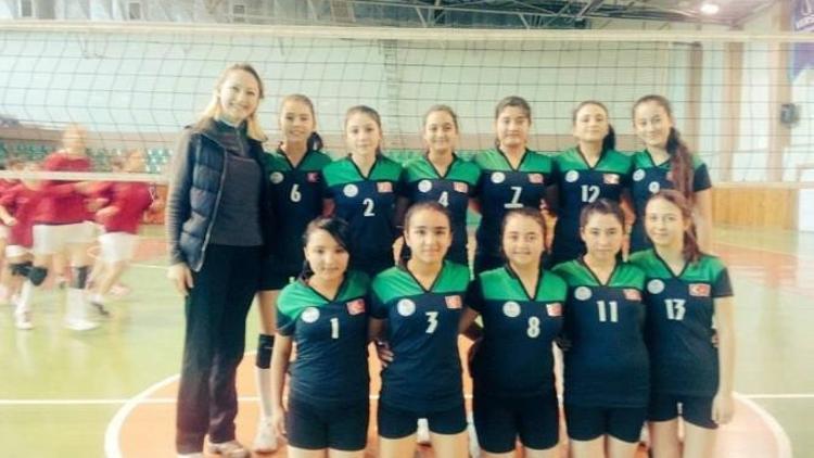 Anadolu Yıldızlar Ligi Voleybol Müsabakalarında Nevşehir Çeyrek Finale Yükseldi