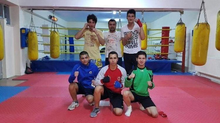 Nevşehirli Boksörler Türkiye Şampiyonasına İddialı Hazırlanıyor