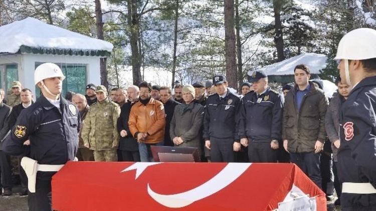 Polis Memuru Kansere Yenik Düştü