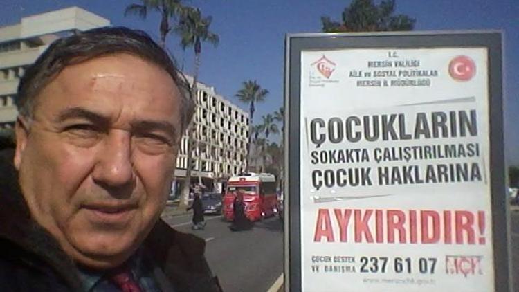 Sokakta Çalışan Çocuklara Karşı Afişli Uyarı