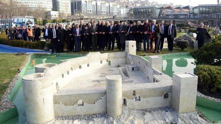 İstanbul Miniatürk’te Sergilenen Kızkalesi’nin Açılışını Başkan Kocamaz Yaptı