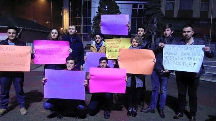 Kadıköy’deki Tecavüz Olayını Protesto Ettiler