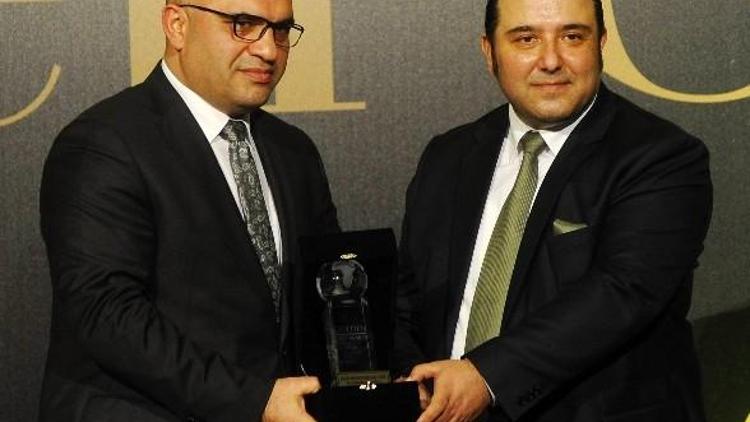 Kocaeli Büyükşehir Belediyesi En İyi Akıllı Kent Teknolojisi Alanında Ödül Aldı