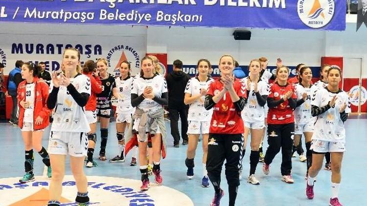 Melekler Mutlu