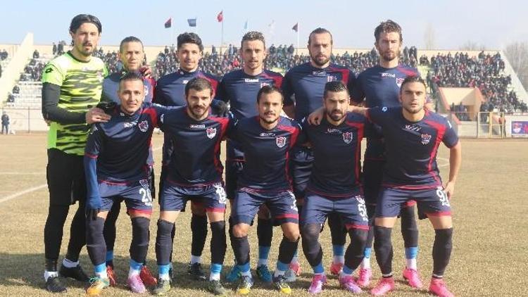 Niğde Belediyespor Evinde Kazandı