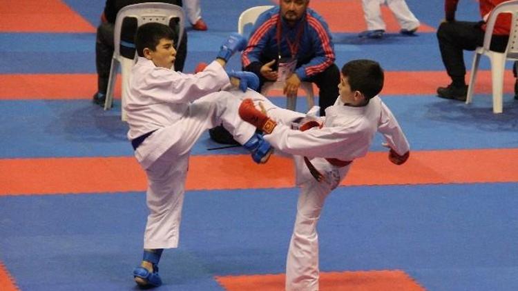 Zonguldak Karate Türkiye Şampiyonasından Eli Boş Döndü