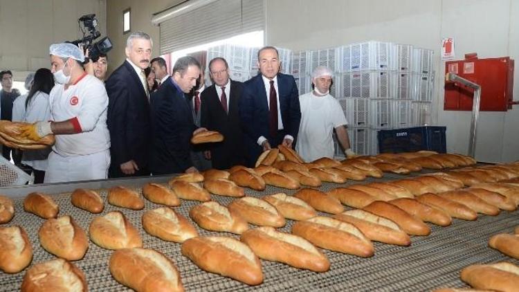 Adana’da Halk Ekmek 50 Kuruş