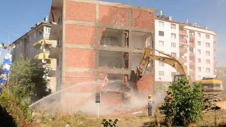 Tokat’ta 843 Riskli Konutta Kentsel Dönüşüm Çalışması