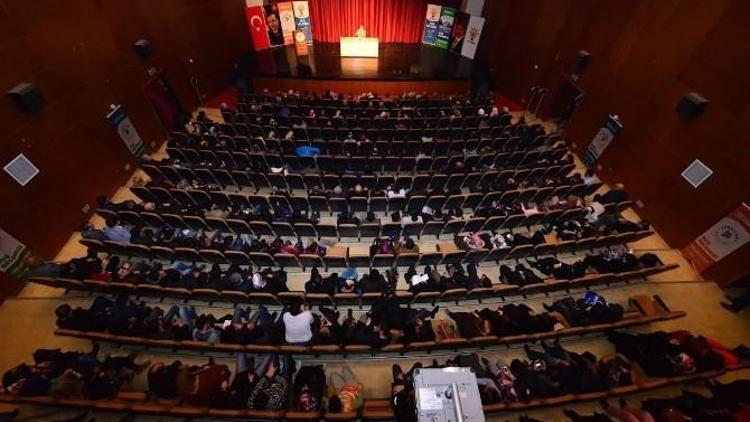 ‘1299 Osmanlı’nın Kuruluş Ruhu’ Konferansı Yoğun İlgi Gördü