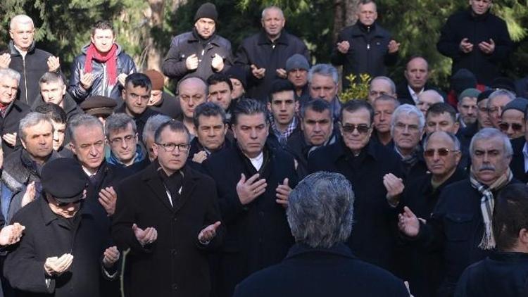 Merhum Mümin Gençoğlu Kabri Başında Anıldı