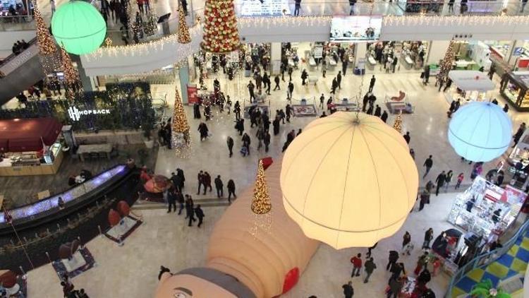 Tekira AVM’de Pazar Yoğunluğu