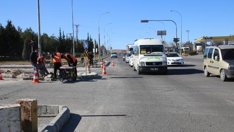 Büyükşehir Belediyesi’nden Trafik Yoğunluğunu Azaltan Düzenlemeler