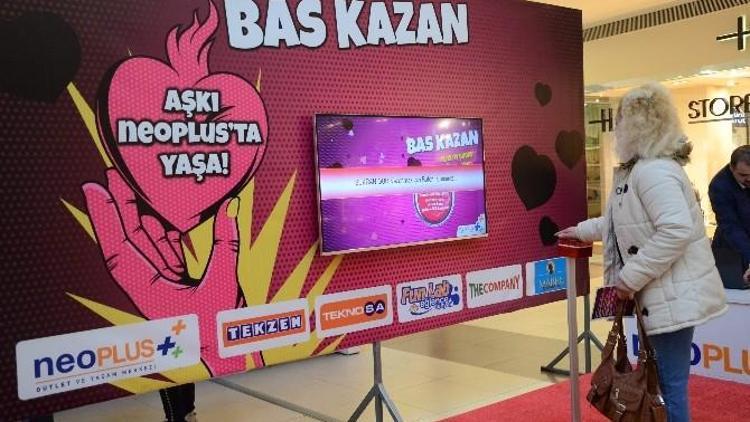 Bas-kazan İle Alışveriş Aşka Dönüşüyor