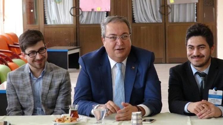 Nevşehir Belediye Başkanı Ünver, Gençlerle Buluştu