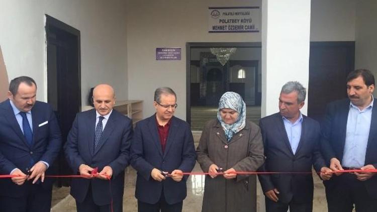 Vali Tapsız, Camii Açılışını Yaptı