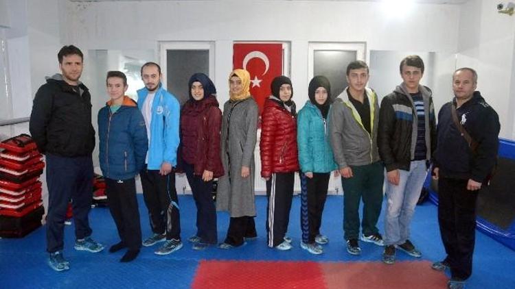 Milli Taekwondocular, Antalya’ya Hareket Etti