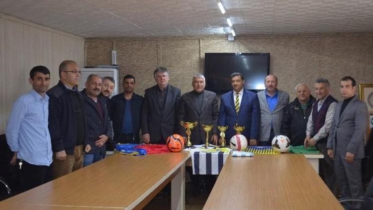 Kırıkhan’da Suriyeliler Arası Futbol Turnuvası Başlıyor