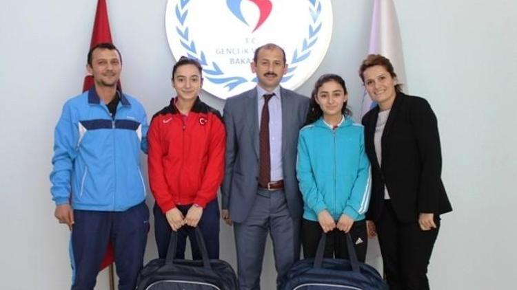 Halterin Altın Kızı Spor İl Müdürünü Ziyaret Etti