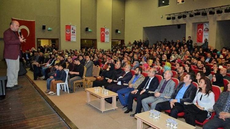 Tarihçi Uğurluel Körfezliler’le Buluştu