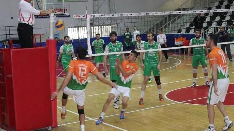 Büyükşehir Voleybol Takımından Müthiş Geri Dönüş