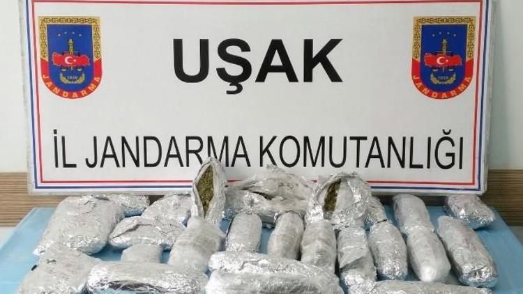 Uşak’ta 8 Kilo 370 Gram Esrar Ele Geçirildi