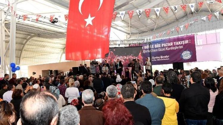 Seyhan Belediyesi’nden Pınar Mahallesi’ne Modern Semt Pazarı