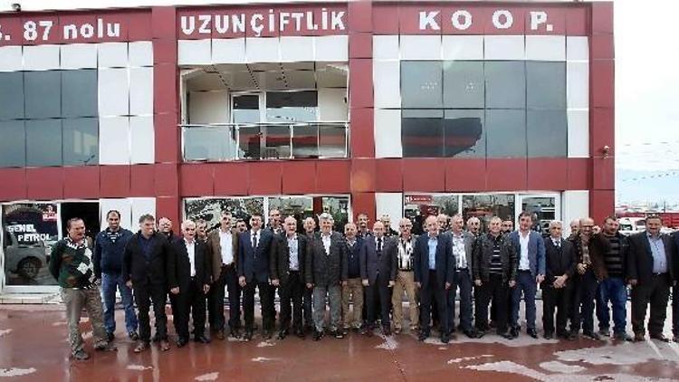 Başkan Karaosmanoğlu Kamyon Ve Tırcıları Ziyaret Etti