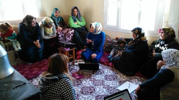 Halfeti’de Kadın Sağlığı Seminerleri Devam Ediyor