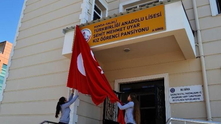 Şehit Mehmet Uyar’ın İsmi Salihli’de Yaşatılacak