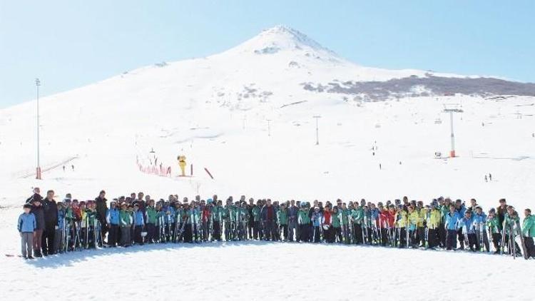 Yıldız Sporcular Yetişiyor Kayak Projesi Sona Erdi