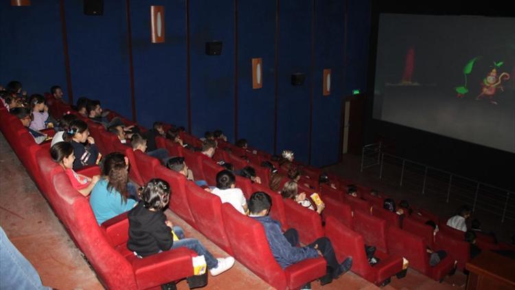 KASGEG çocuklara sinema etkinliği düzenledi