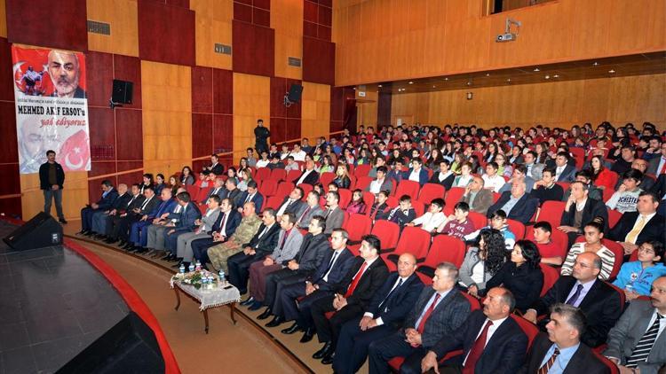 İstiklal Marşının Kabulü ve Mehmet Akif Ersoyu Anma Günü