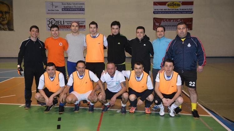 İneboluda futsal turnuvası başladı