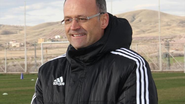 Alima Yeni Malatyaspor Teknik Direktörü Buz: