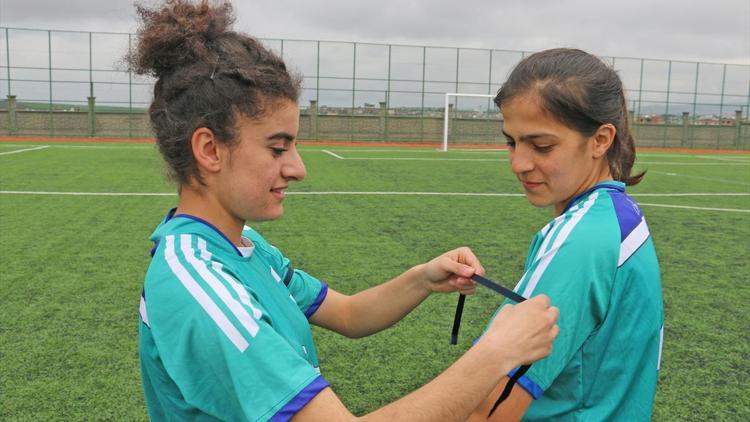 Siirtli kadın futbolcular, Ankaradaki terör saldırısını kınadı