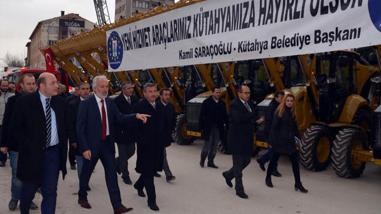 Kütahya Belediyesine yeni iş makineleri alındı