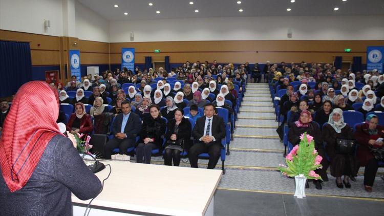 Pazaryerinde Müslümanların özellikleri ve Çanakkale konferansı