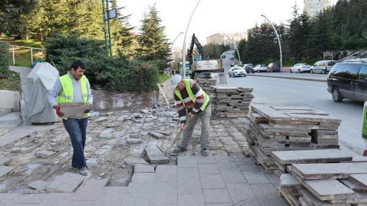 Büyükşehir, Keçiörende kaldırımları yeniliyor