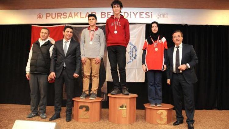 Satranç turnuvası ödül töreni yapıldı