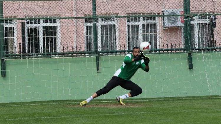 Manisa Büyükşehir Belediyesporlu İlker umut dolu