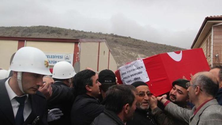 Şehit polis Emre Fıstıkeken’ın acısı Göre’yi sardı (2)