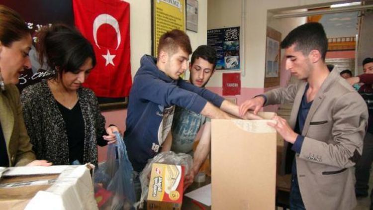 Mardinden Nusaybinde görevli asker ve polise anne eli değmiş gıda