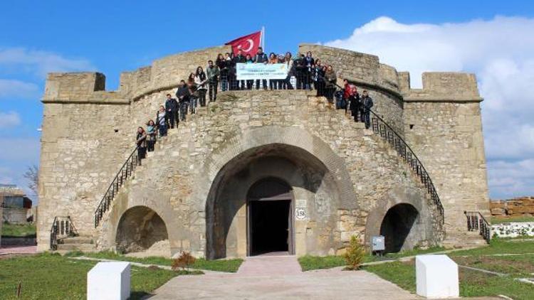 Tarihi Gelibolu Yarımadasındaki şehitlikleri gezdiler