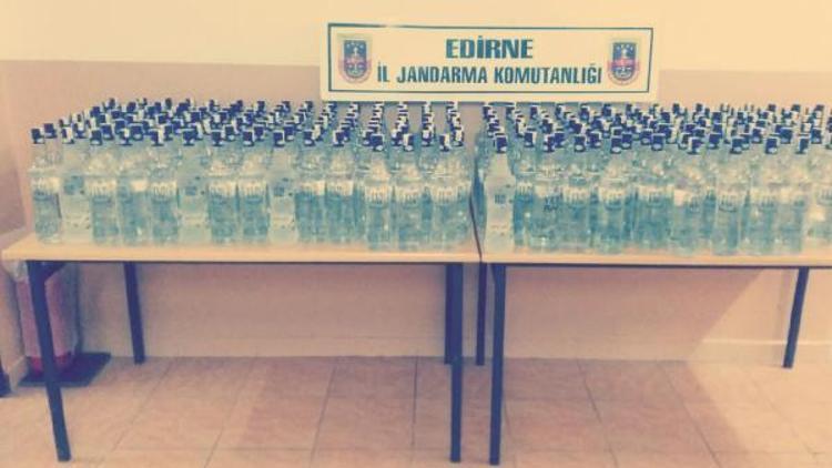 Edirne’de 252 şişe kaçak içki ele geçirildi