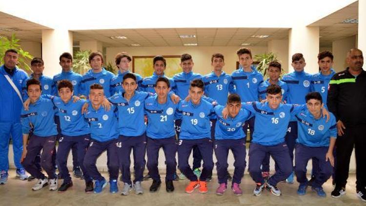 Akdeniz Belediyespor U15 şampiyonluk hedefinde ilerliyor
