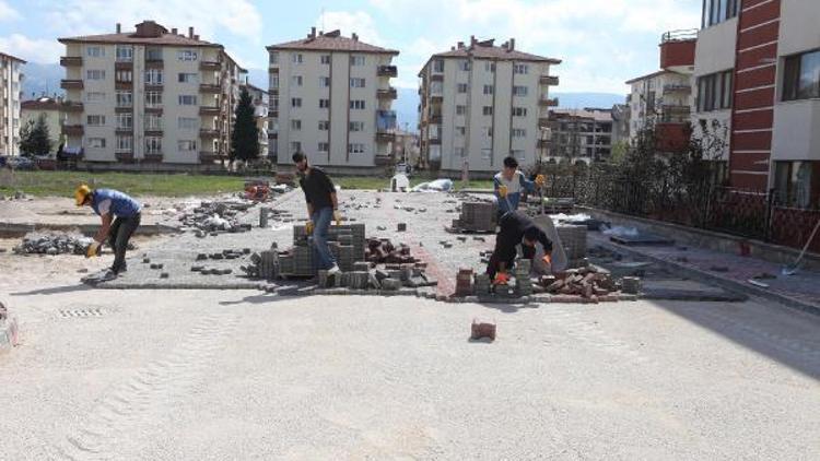 Bolu Belediyesi, parke taşlarını kendisi üretiyor